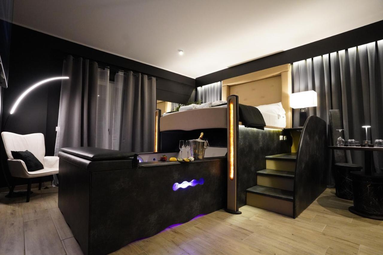 Toma Suites - Il Nido D'Amore Рим Экстерьер фото